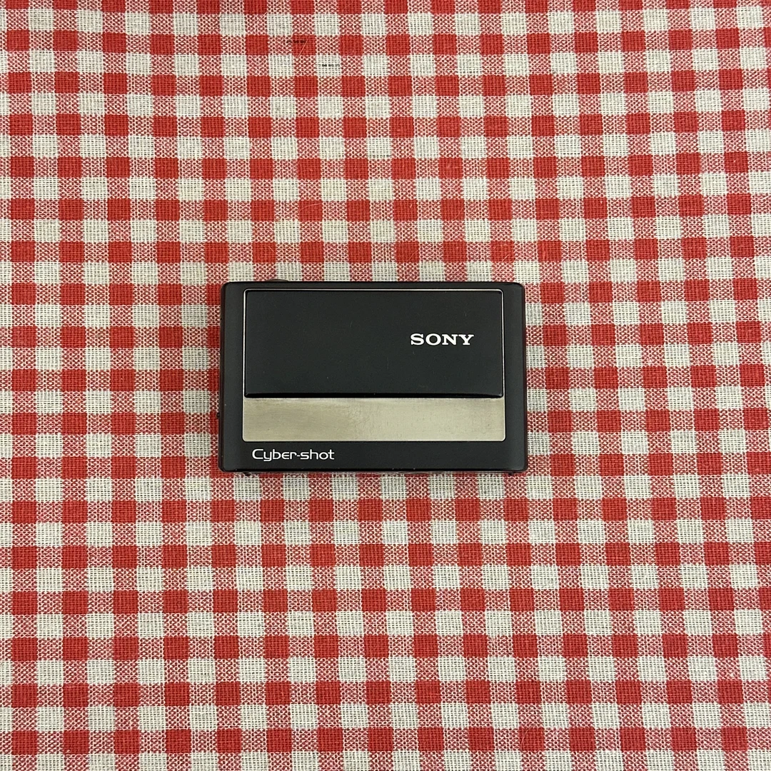 9新 Sony/索尼 索尼t20日版 810万像素 3倍变焦 no退换