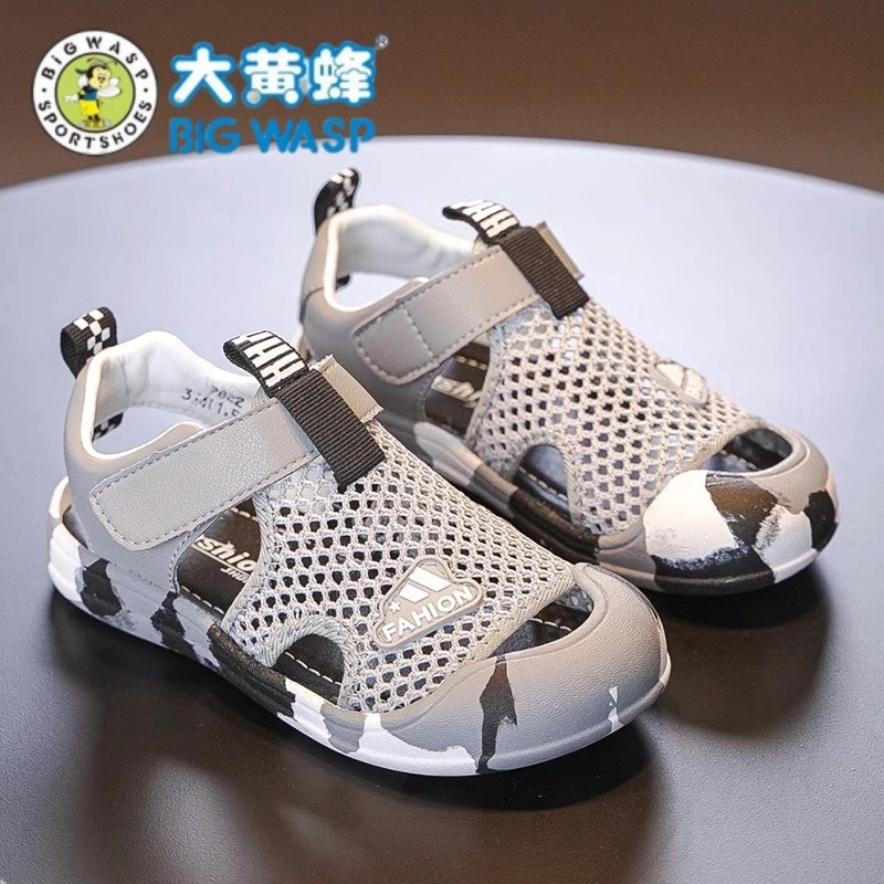 大黄蜂男童防撞凉鞋2025新款中大童宝宝包头男孩沙滩鞋儿童鞋子