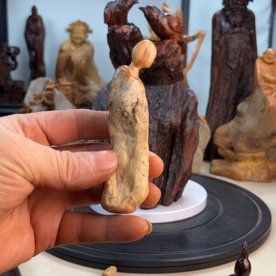 微凹黄檀（南美大红酸枝）