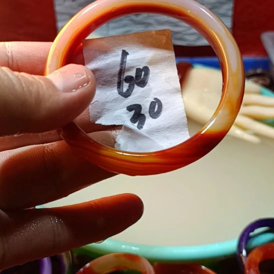 玛瑙/玉髓手镯未镶嵌