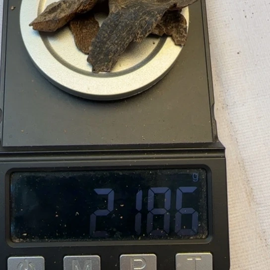 沉香摆件家*客香港沉水包壳2.1克