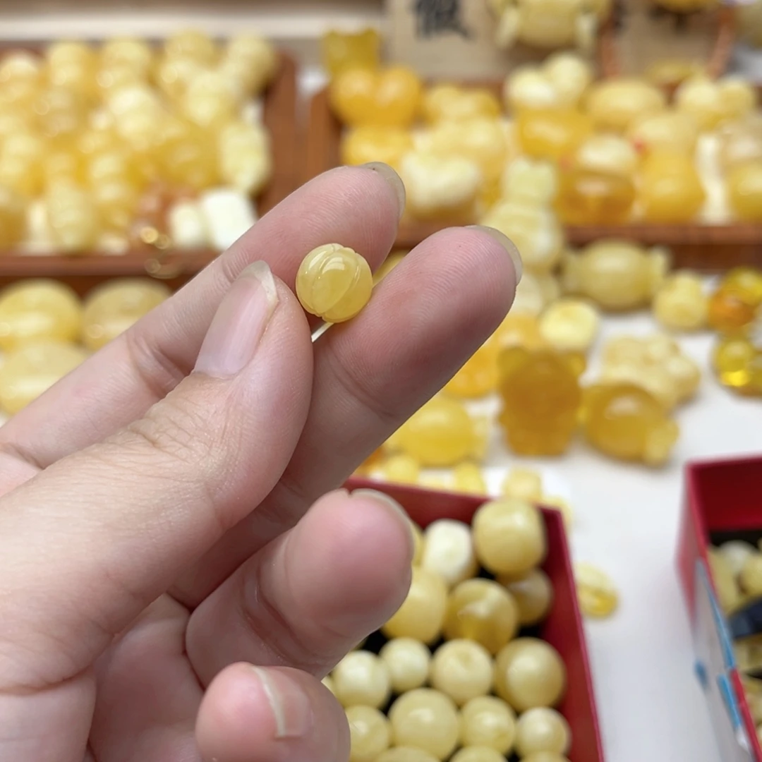 未镶嵌蜜蜡裸石天然