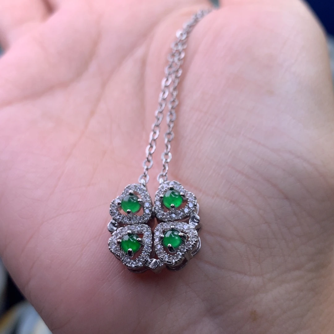 翡翠未镶嵌挂件吊坠