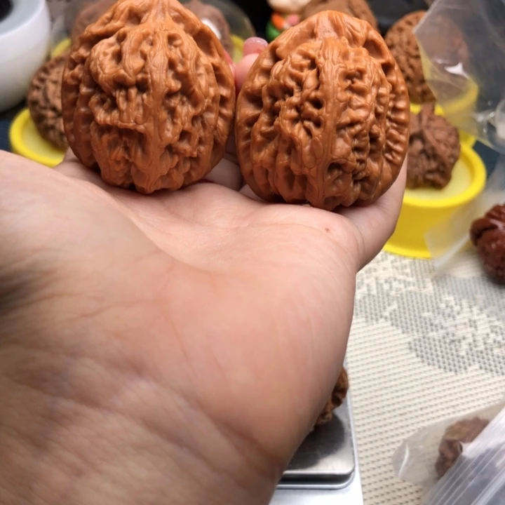 吊坠文玩核桃42红锦鲤
