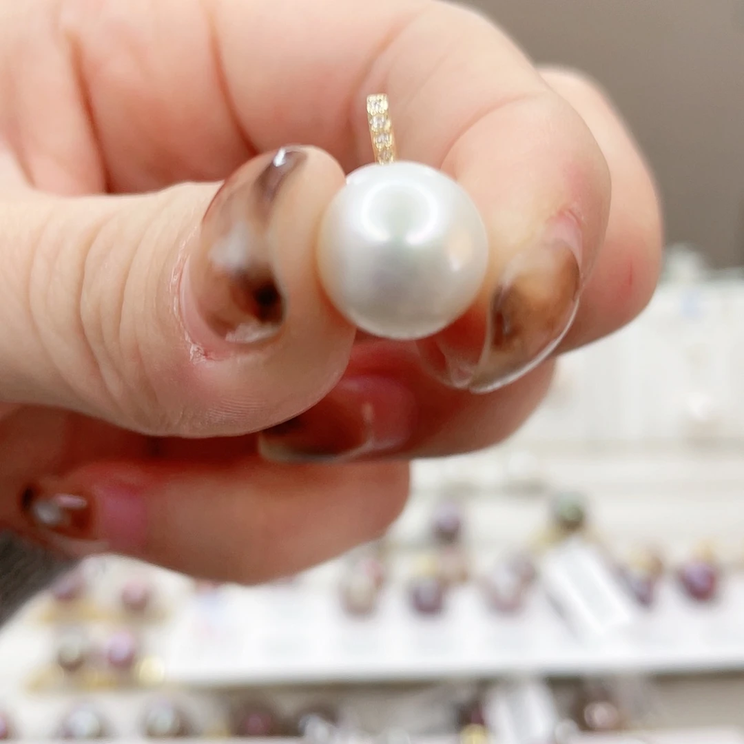 淡水珍珠颈饰未镶嵌