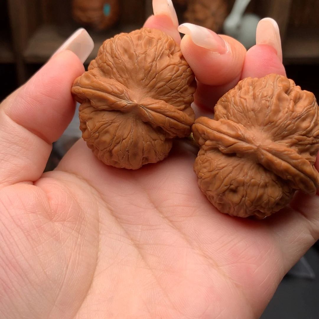 文玩核桃把件42元宝