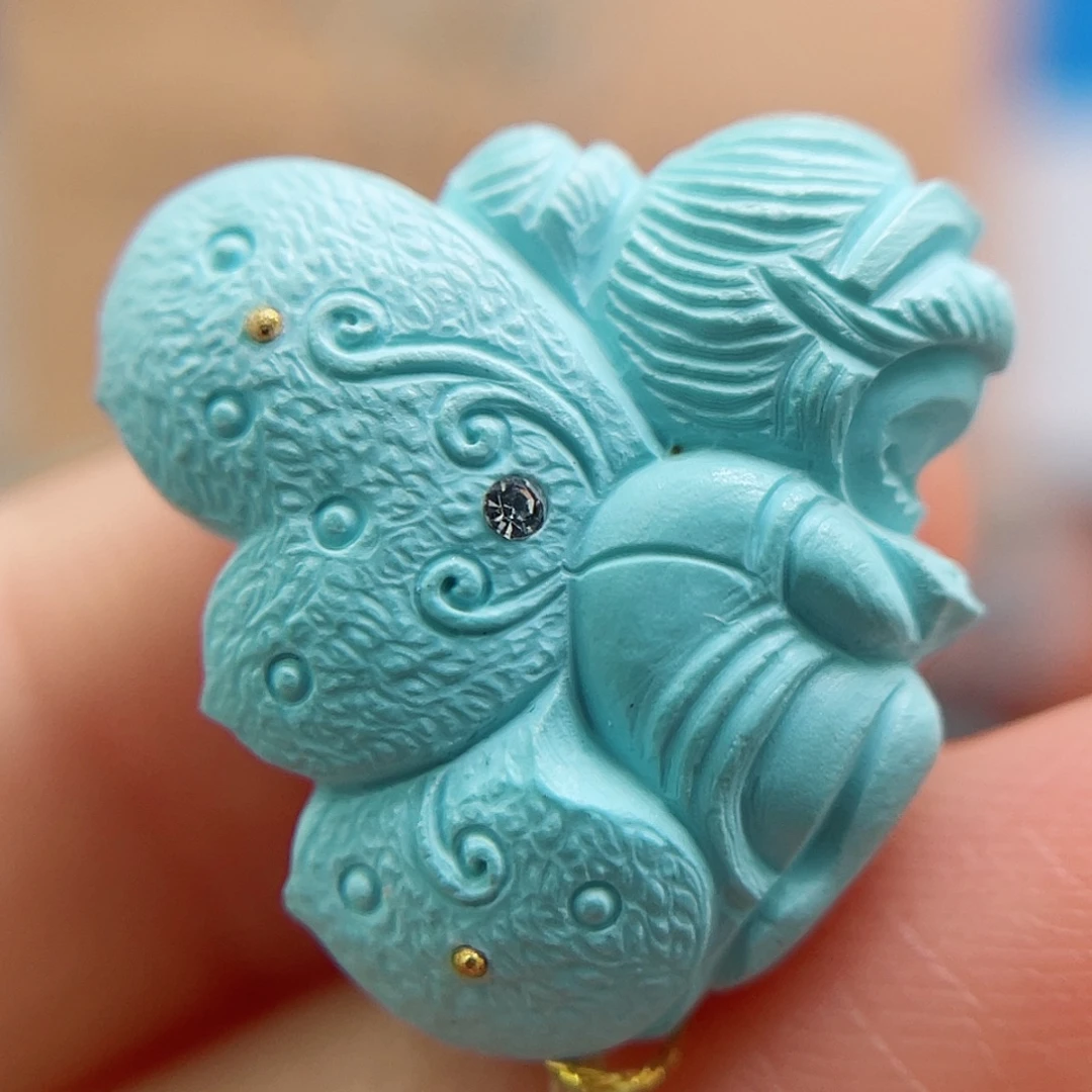 绿松石未镶嵌珠宝奇石