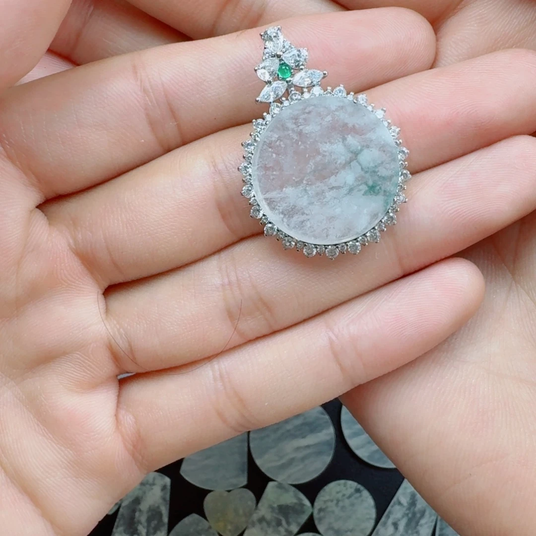 颈饰银S925镶嵌翡翠ジ****厂天然缅甸A货翡翠雪花棉