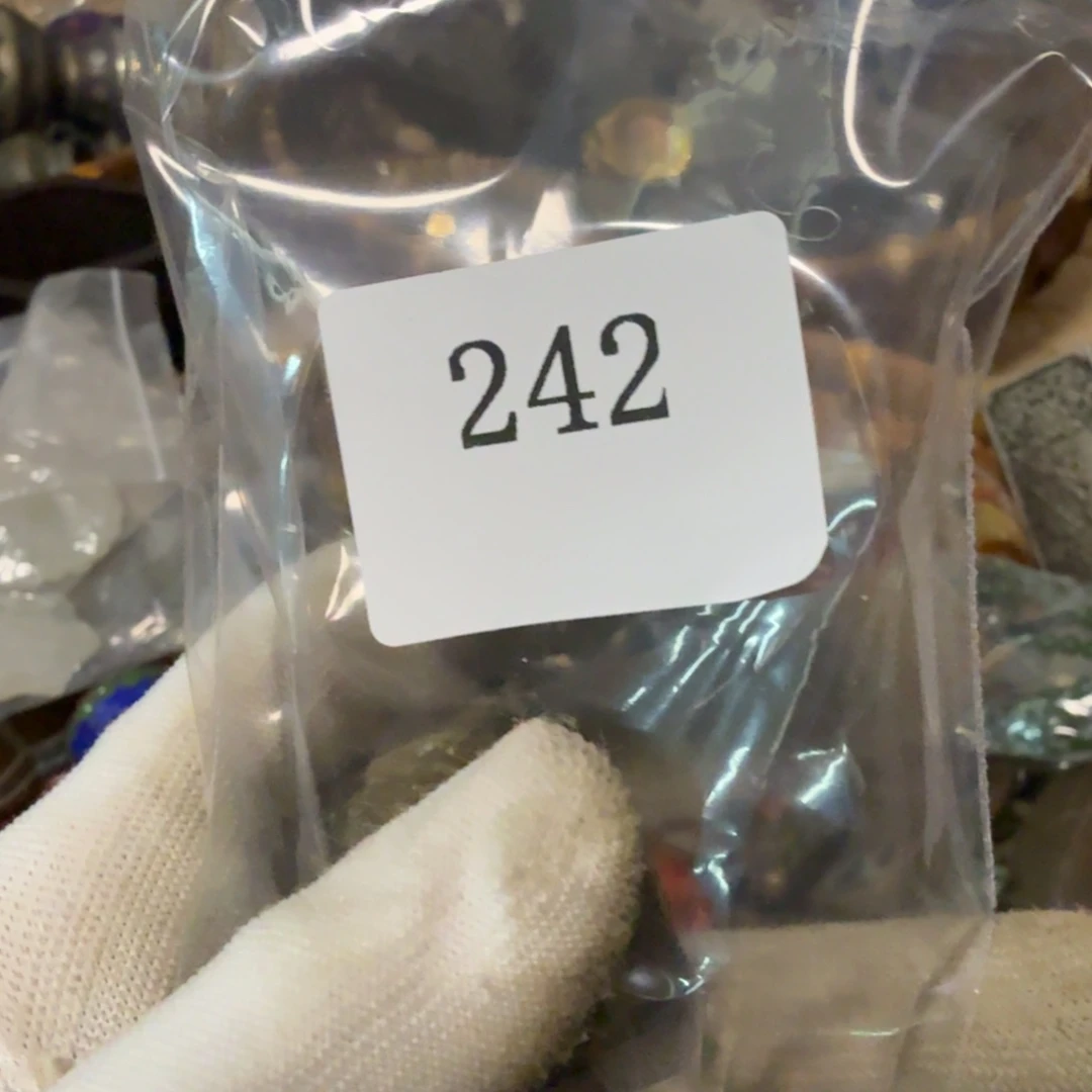 悠***然我也不知道我为什么要