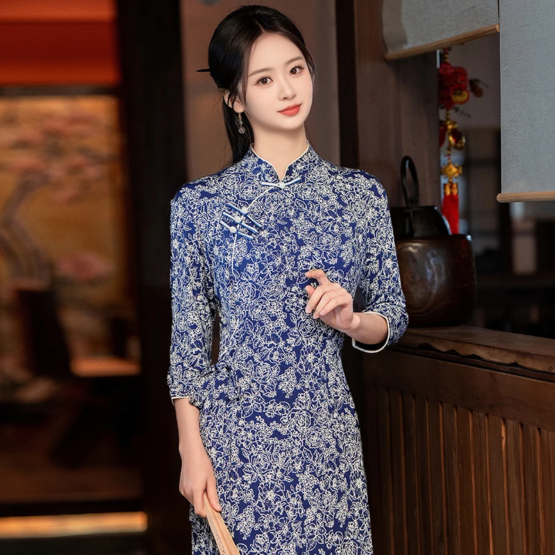 新中式旗袍高端2025夏季上海日常可穿礼服气质素雅国风复古连衣裙