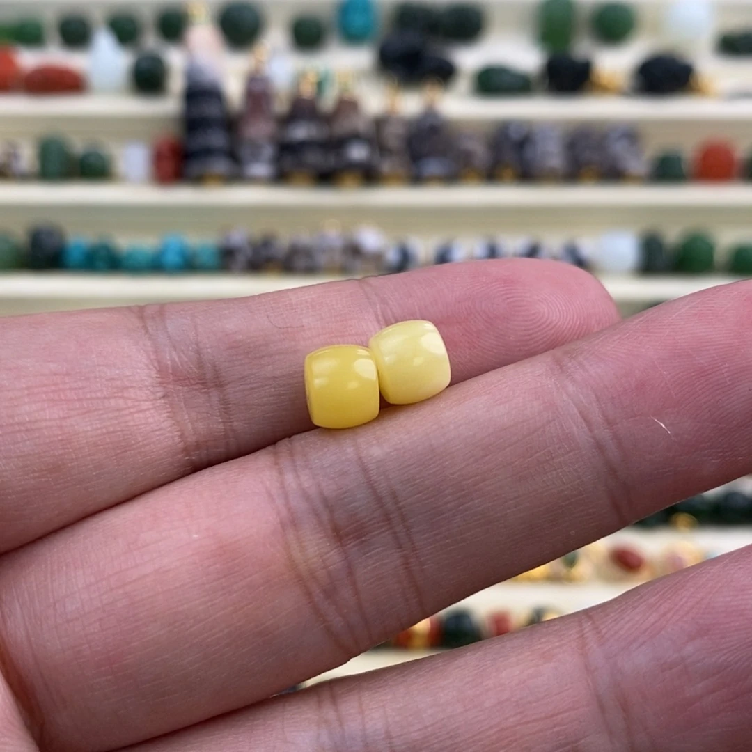 蜜蜡颈饰未镶嵌隔珠