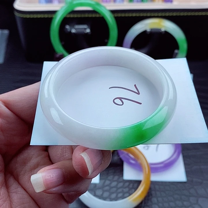 时尚潮流百搭手镯