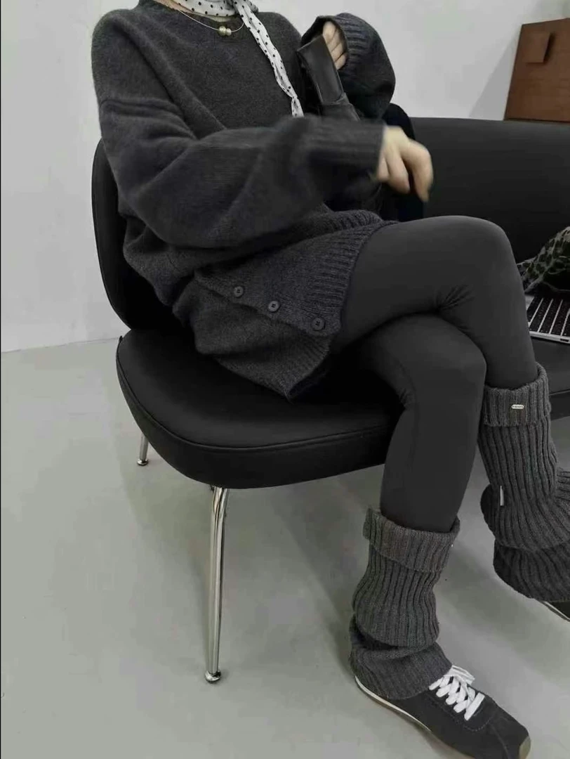 【ZZYZ】“冰川雾色”韩系净版针织套装裙侧排扣短裙毛衣两件套