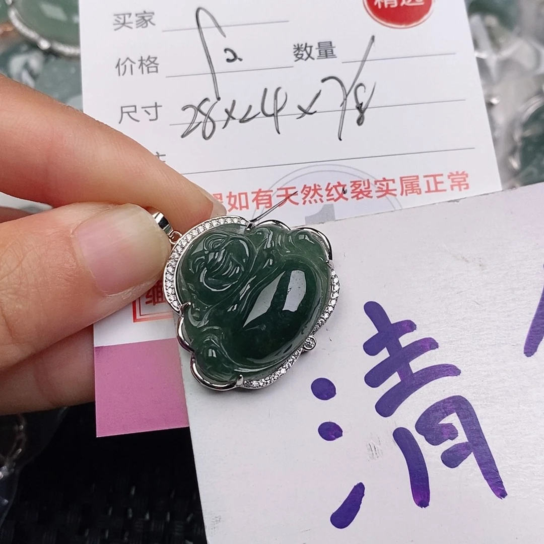 颈饰银S925镶嵌翡翠
