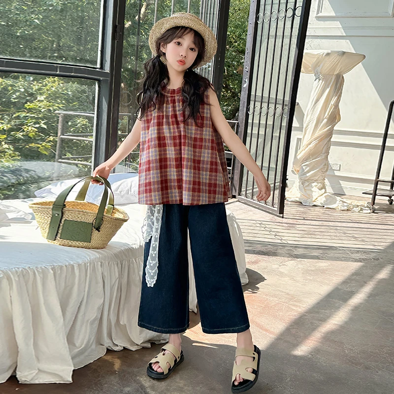 女童夏季2025洋气中大童韩版复古格子无袖背心阔腿牛仔裤夏装套装