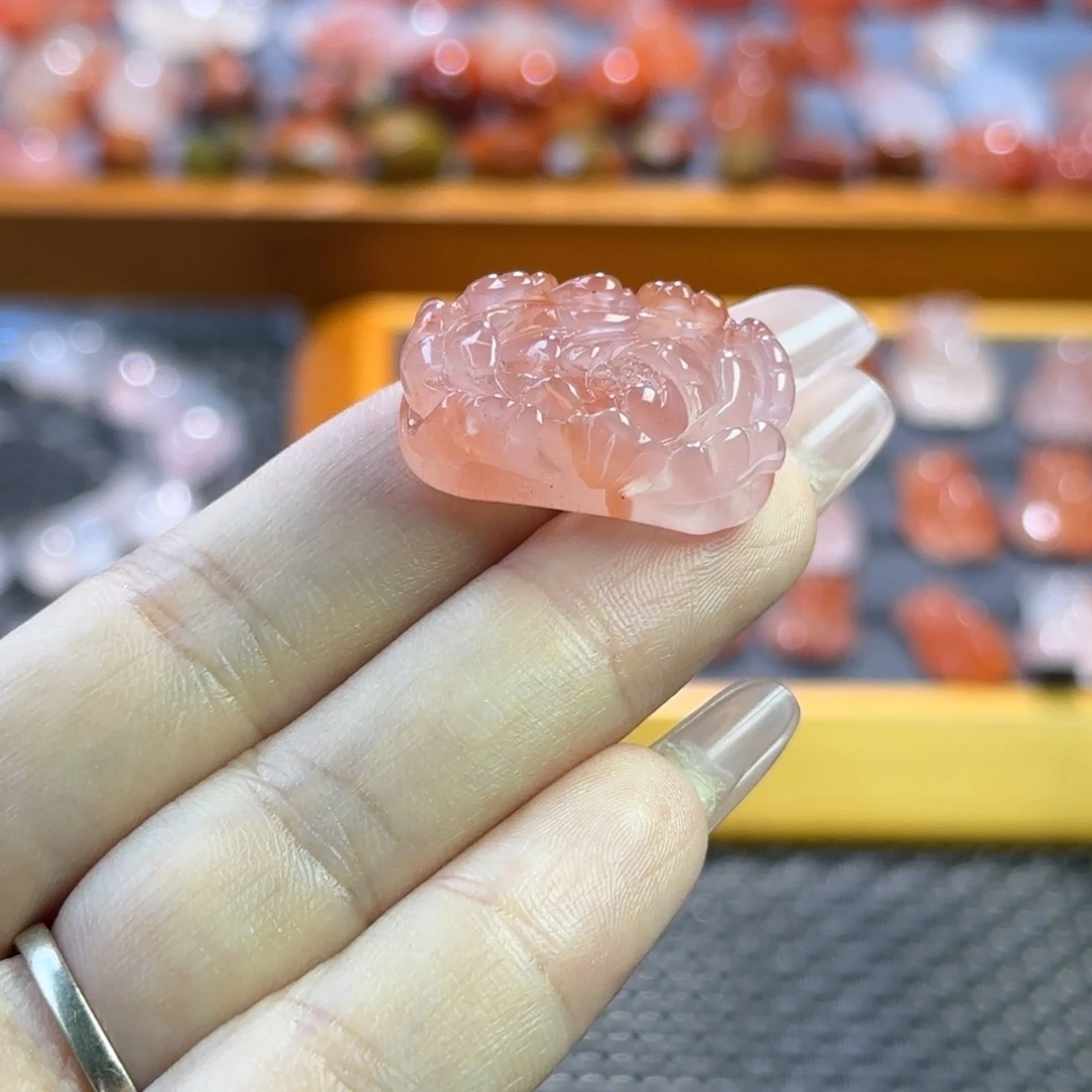 南红玛瑙未镶嵌珠宝半成品牡丹花