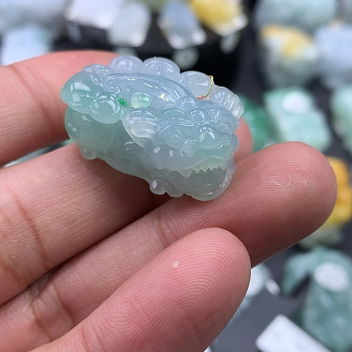 翡翠未镶嵌颈饰天然缅甸翡翠貔貅吊坠