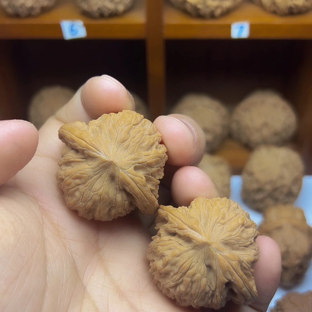 吊坠文玩核桃40尺全品绣球