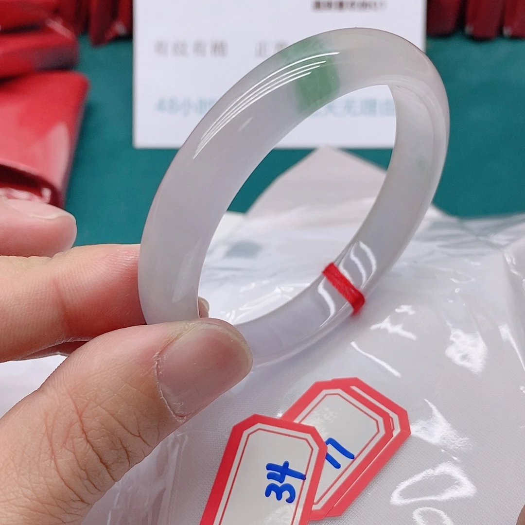 翡翠手镯未镶嵌用****134444444444