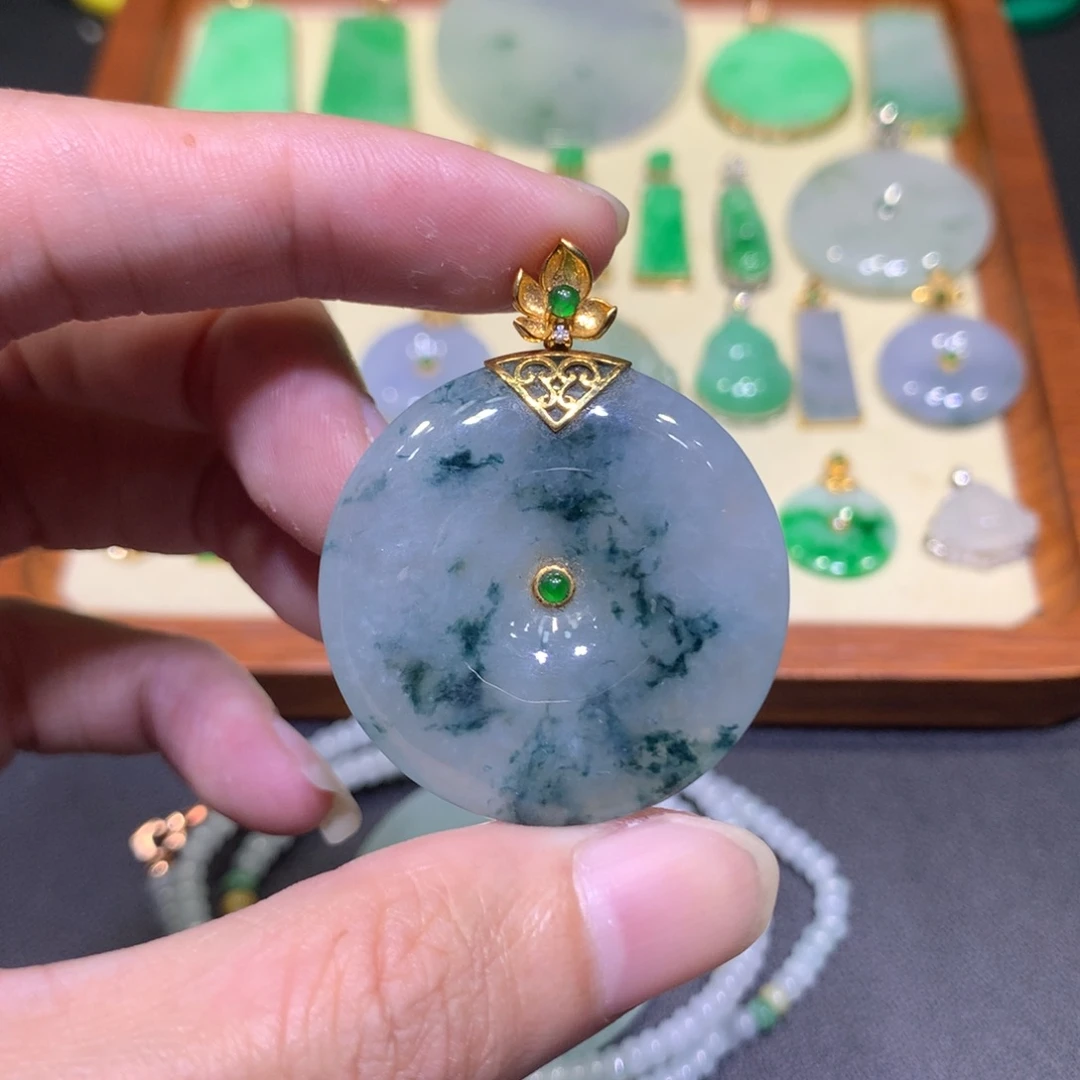 翡翠18K金镶嵌吊坠(不含链)