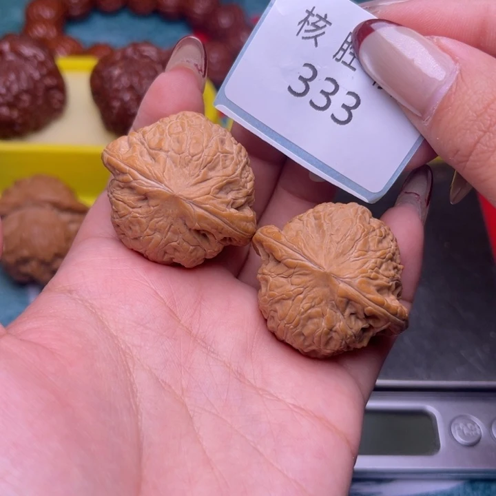 把件文玩核桃铁锤37.333