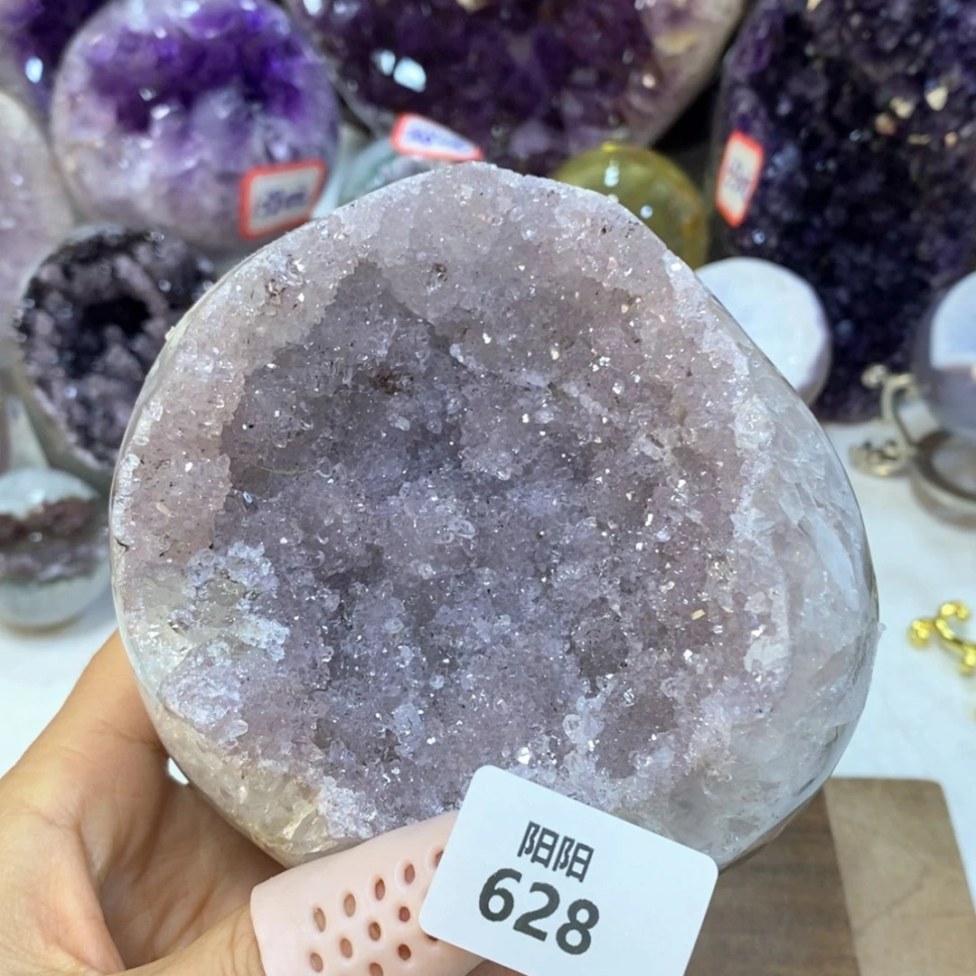 未镶嵌水晶大型摆件（非配饰）