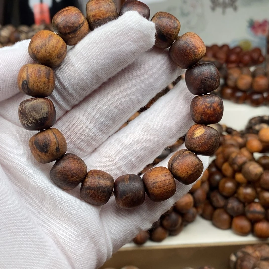 贡木福利黑油夹白1213