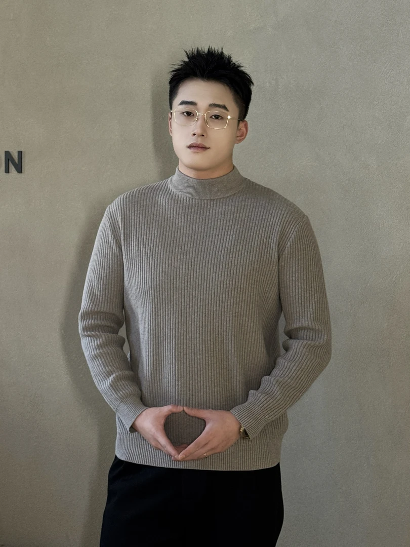 【HY穿搭】厚款半高领针织衫毛衣坑条螺纹韩版百搭纯色长袖线衣男