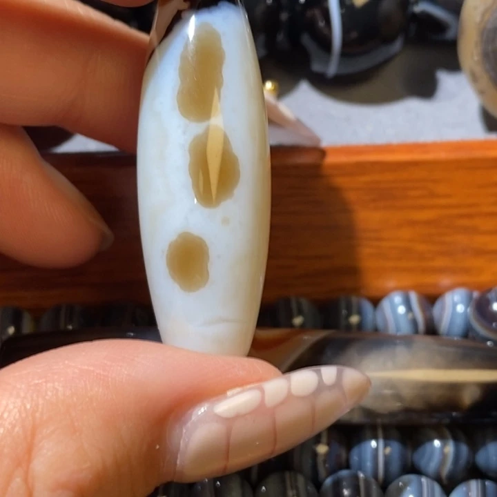 未镶嵌颈饰玛瑙/玉髓