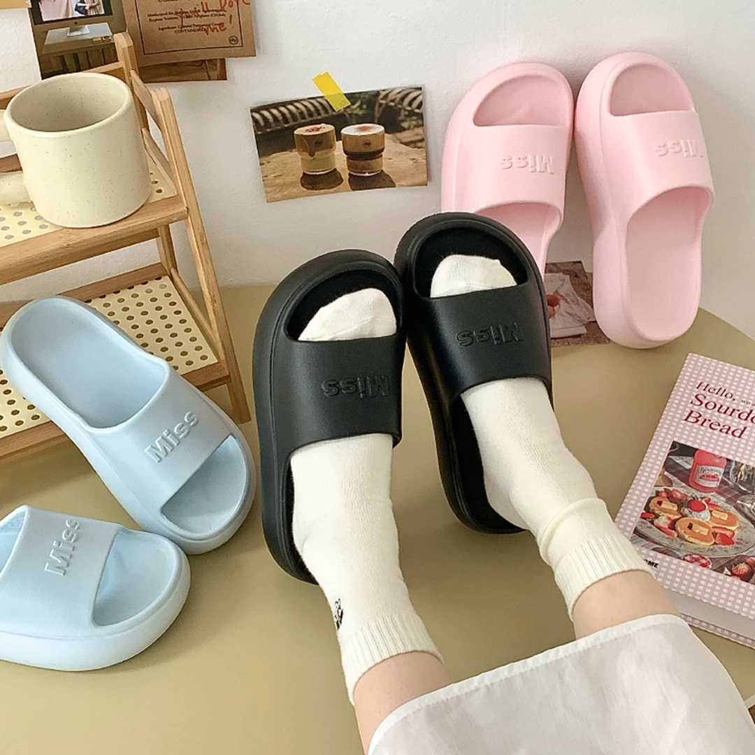 蚂蚁之恋厚底拖鞋女款2025新款夏季字母家居防滑居家用外穿凉拖鞋