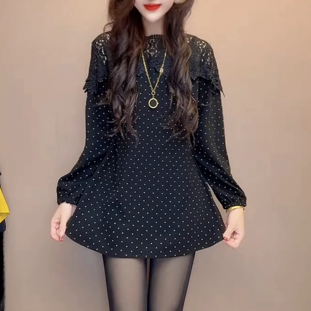 蕾丝拼接宽松显瘦百搭洋气休闲长袖内搭波点大衫上衣