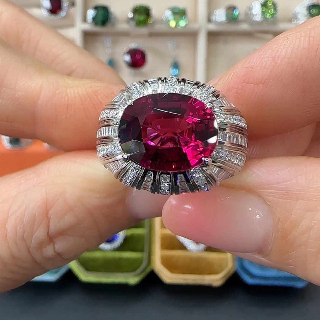 18K金镶嵌戒指碧玺5.35ct