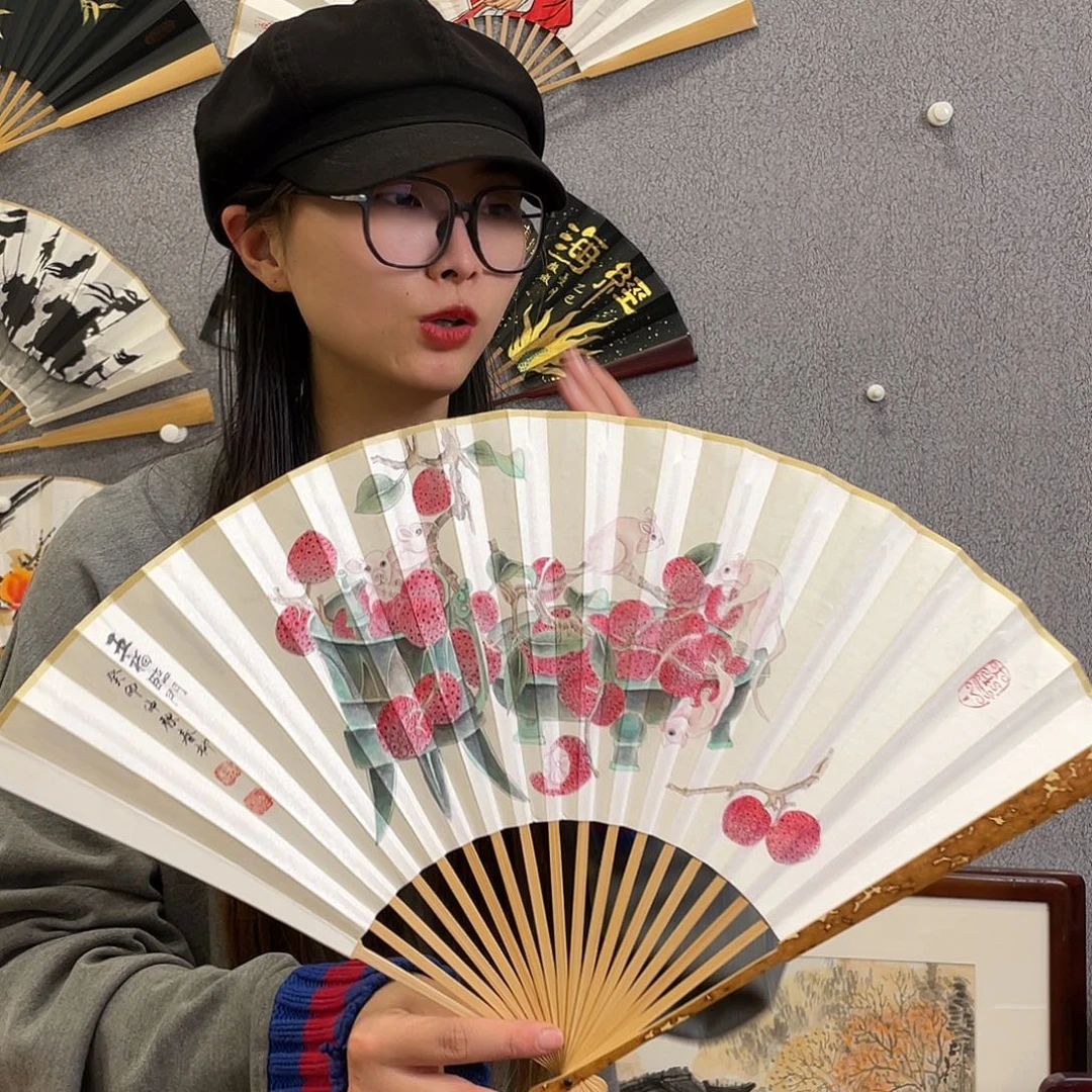 国画95寸梅妃-纯手绘-文玩扇骨（默认粘好）