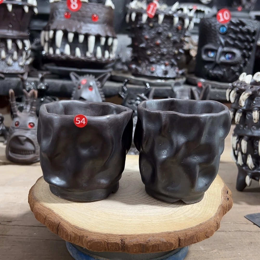 54号，手捏2个，口7左右