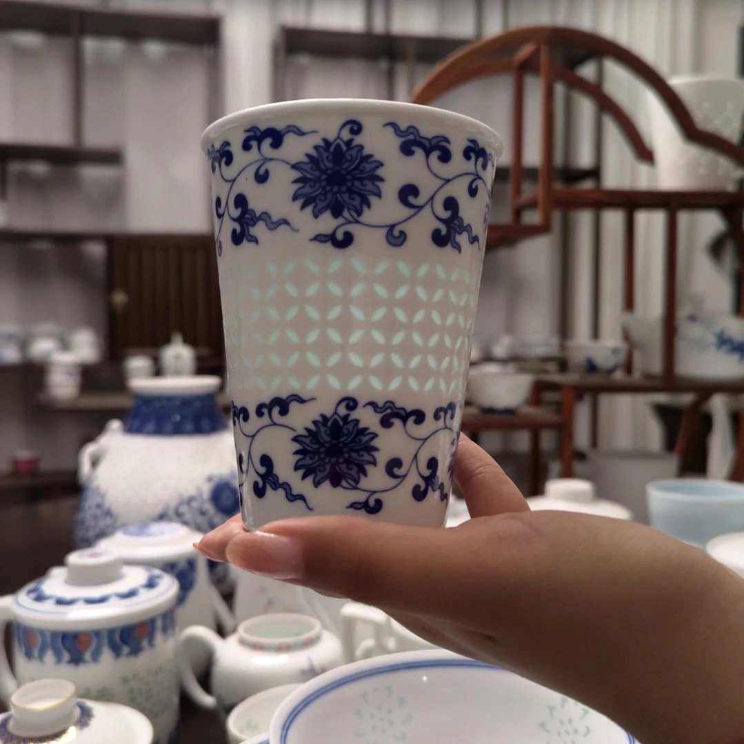瓷缠枝莲可乐杯一个