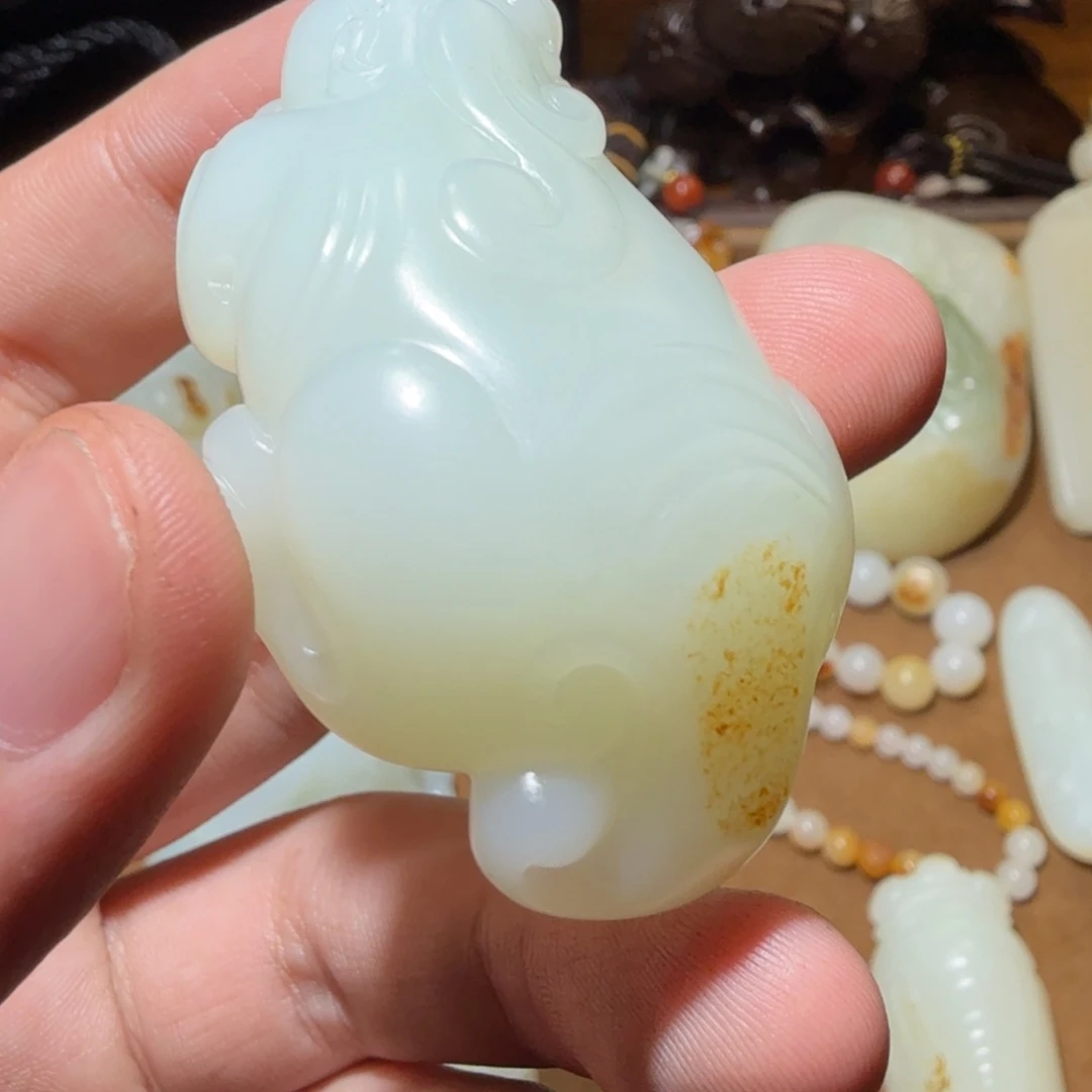 迎***喊未镶嵌和田玉挂件