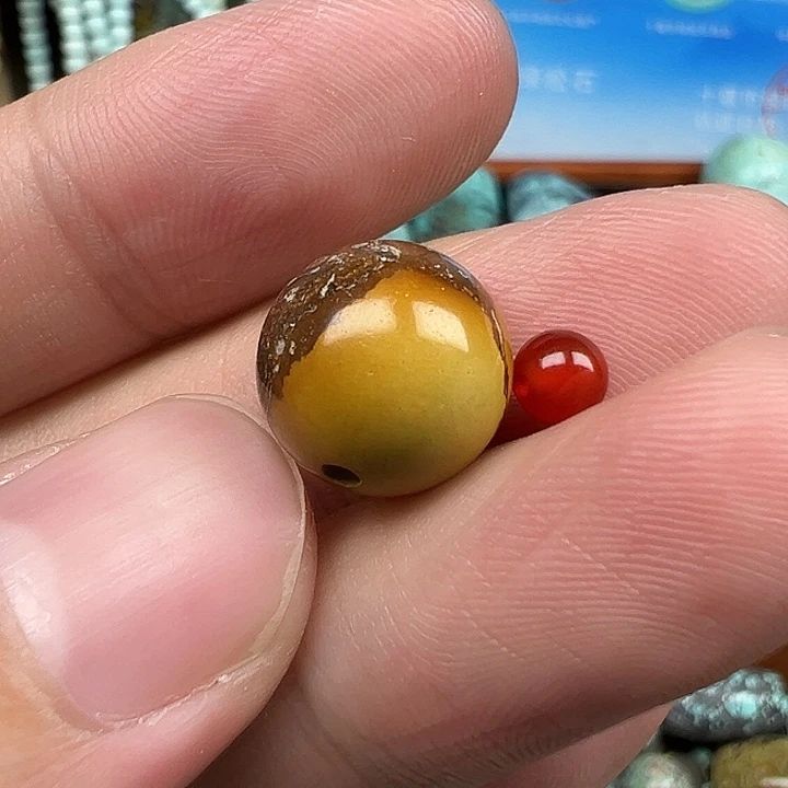 未镶嵌配饰南红玛瑙卡11.5微瑕