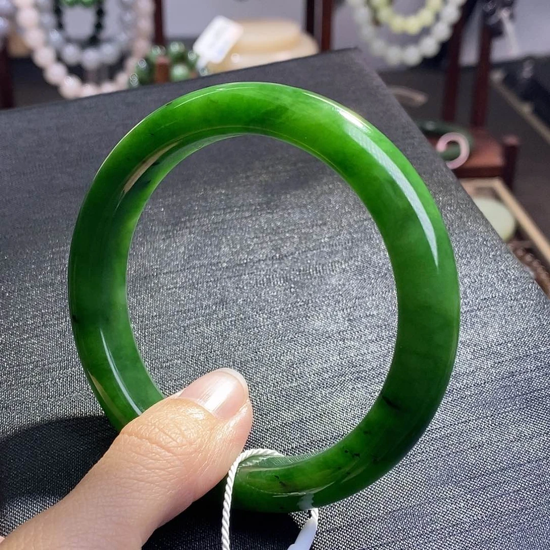 和田玉俄料碧玉手镯59圈口未镶嵌