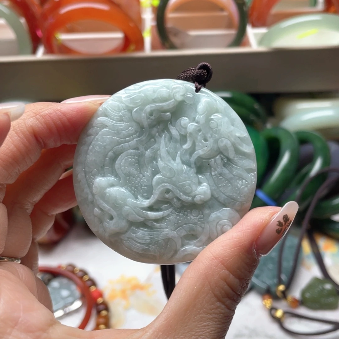 翡翠未镶嵌颈饰888888888888