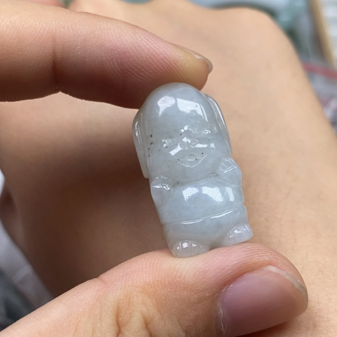 颈饰未镶嵌翡翠好