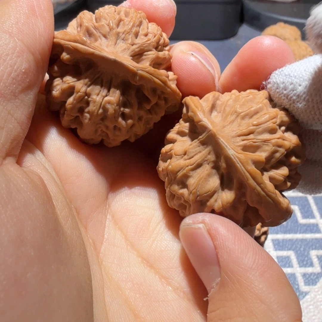 文玩核桃把件秦闷