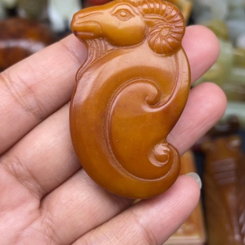 颈饰未镶嵌和田玉29