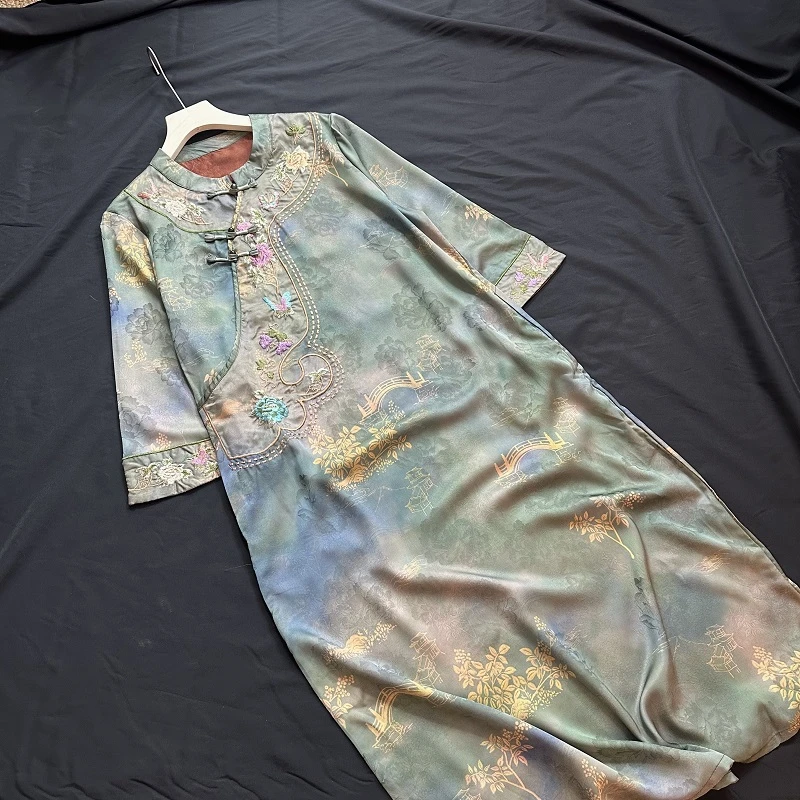 新中式老料重工气质时尚宽松连衣裙2336