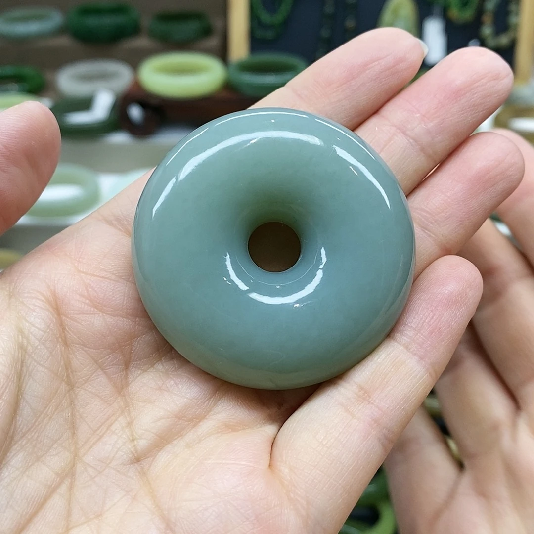 【闪购商品】颈饰未镶嵌和田玉