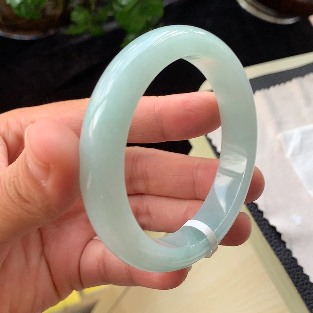 翡翠未镶嵌手镯7号