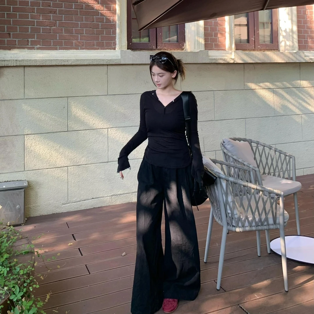 美式辣妹黑色V领长袖t恤女秋季2024新款内搭打底修身显瘦收腰上衣