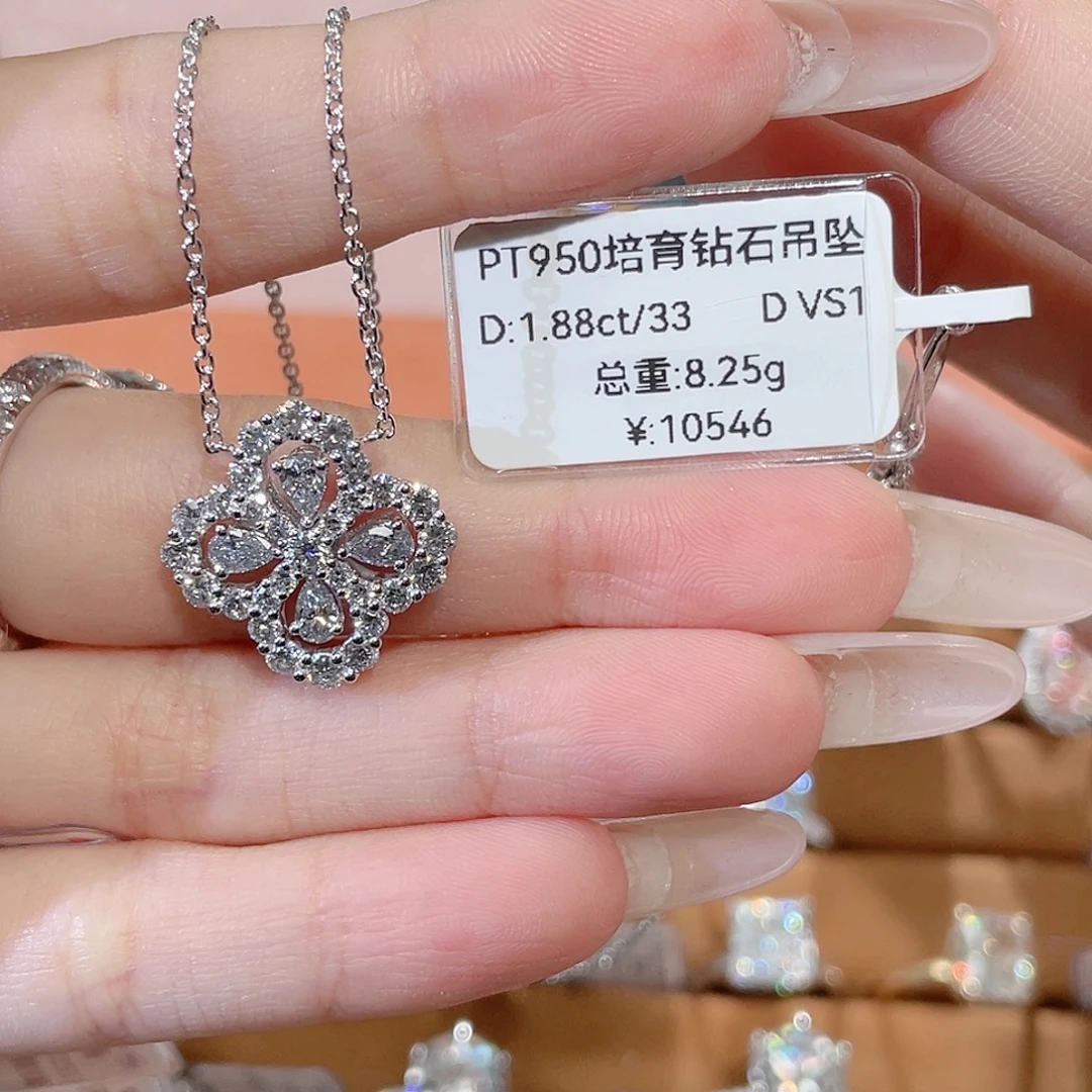 东***嗑铂Pt950镶嵌颈饰实验室培育钻石