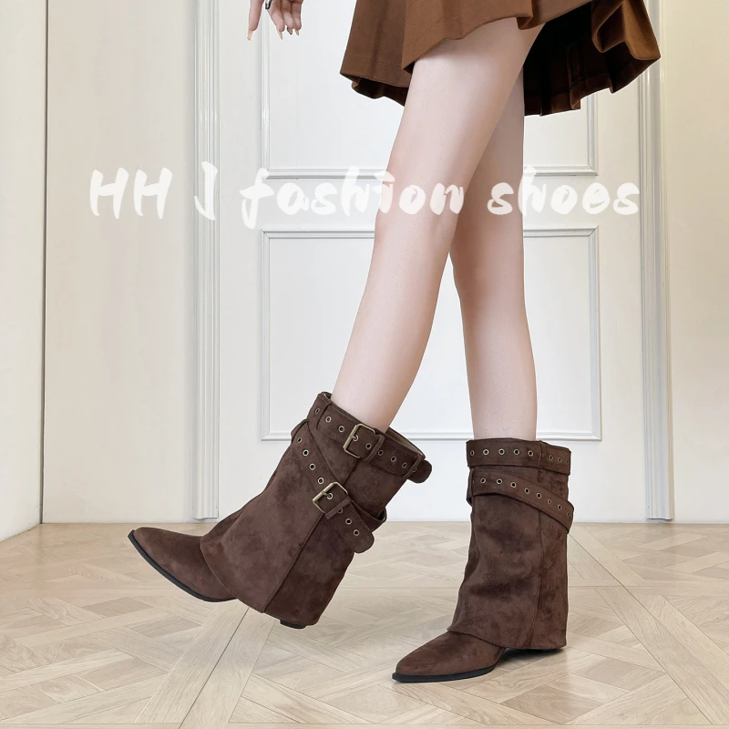 时尚皮带扣尖头裤筒靴2025秋冬新款高跟短靴复古西部辣妹马丁靴女