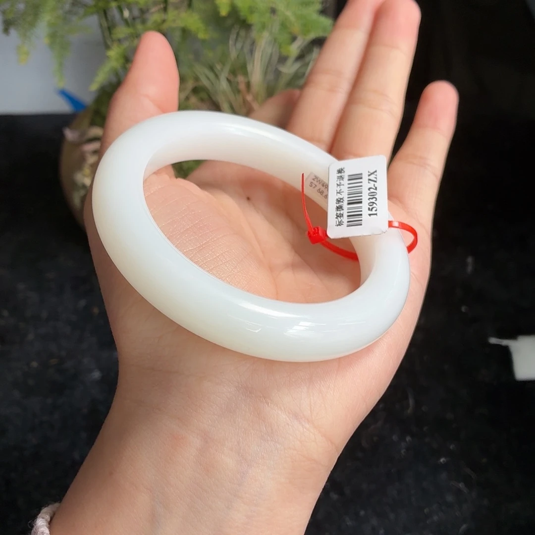 和田玉未镶嵌手镯5758