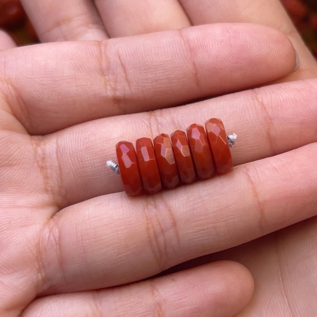 南红玛瑙未镶嵌川料瓦西10➕尺寸牛血色无相隔片